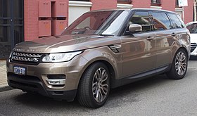 2017 Land Rover Range Rover (L494 MY16.5) HSE SDV6 wagon (2018-08-31) 01.jpg